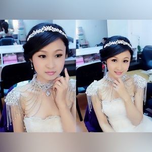 Rhinestone/Tulle Frills Bridal Shoulder Tassel, Glam Coverup for Strapless Dress